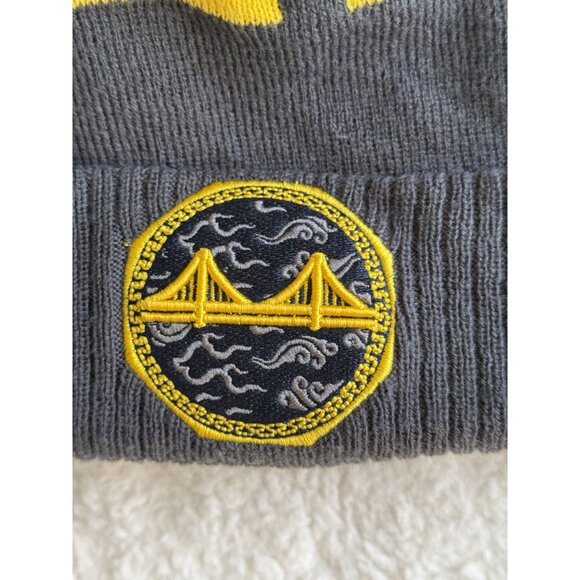 New Era Warriors Windy Golden Gate Bridge Logo Beanie - Picture 2 of 7